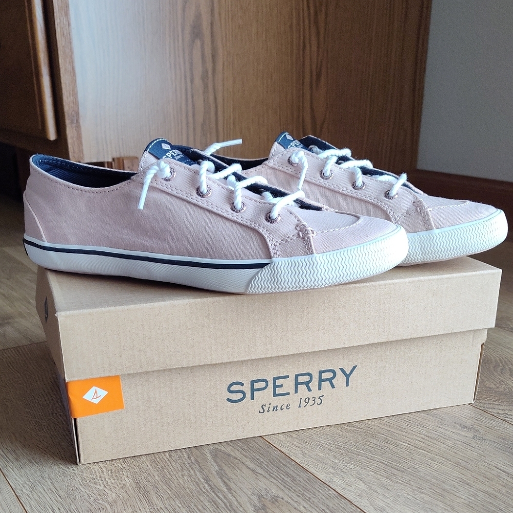 Sperry Pink Sneakers Low-Top Canvas Design